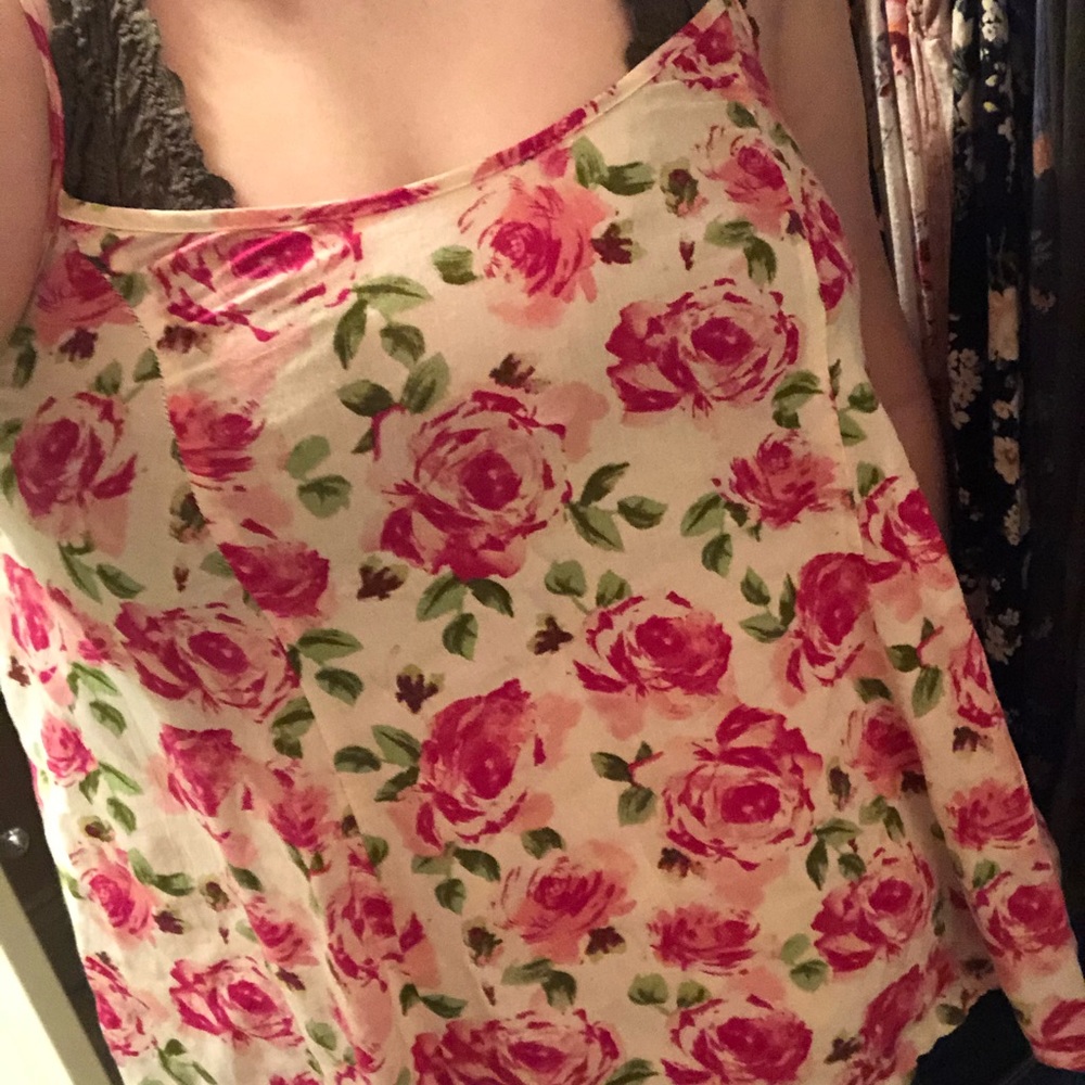 F21 ROSE TOP - Picture 3 of 4